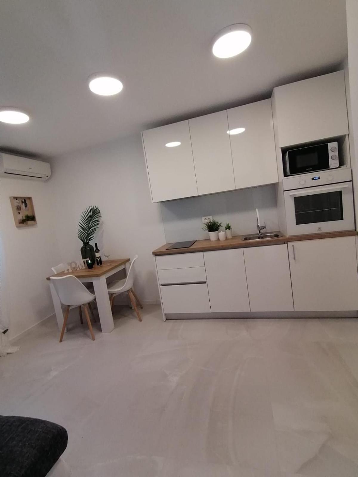 Apartmani Zoric Βόντιτσε Δωμάτιο φωτογραφία
